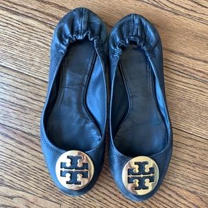 Tory Burch Flats! Classic! Must Have!